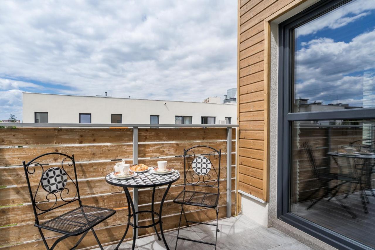 Flow Apartments Torun Bagian luar foto
